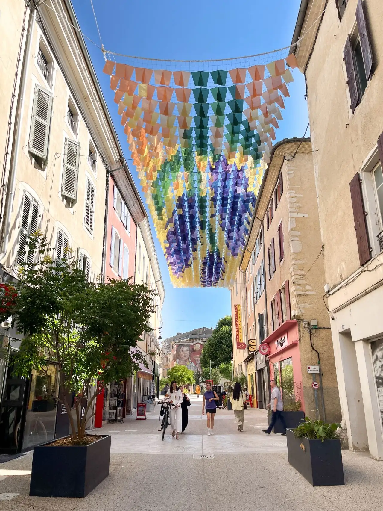 Ville de Montélimar : Rue Raymond Daujat