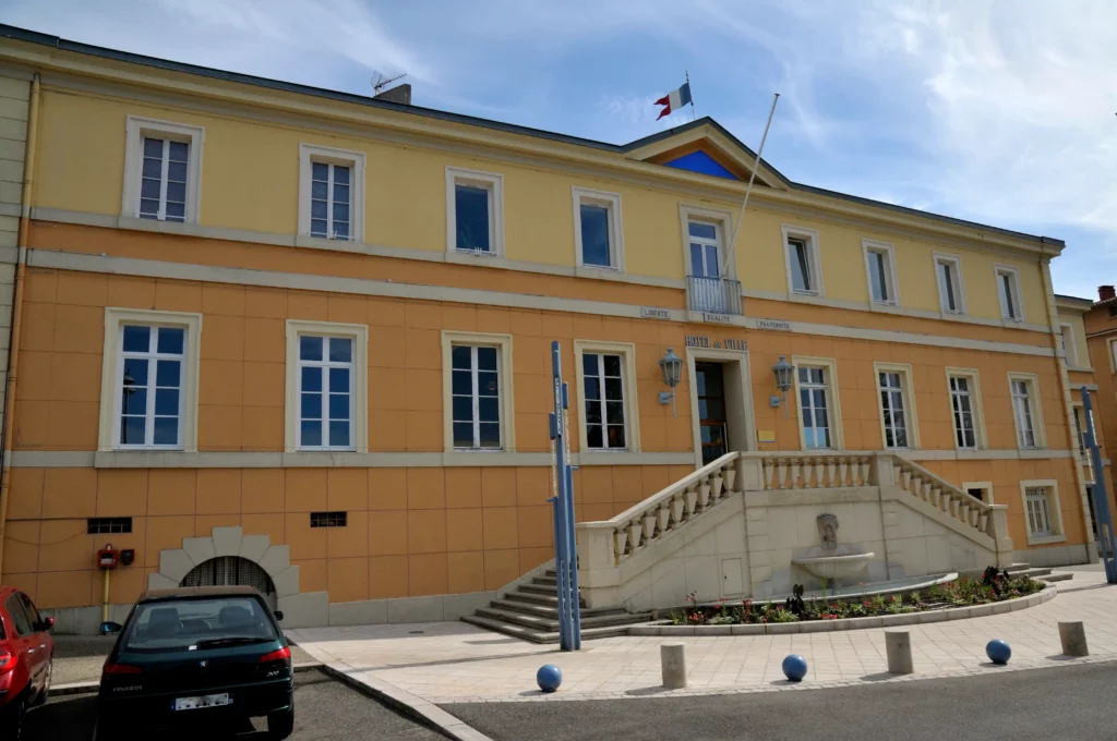 mairie bourg de peage